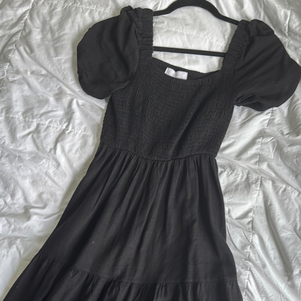 Oak + Fort linen Black Puff Sleeve Dress